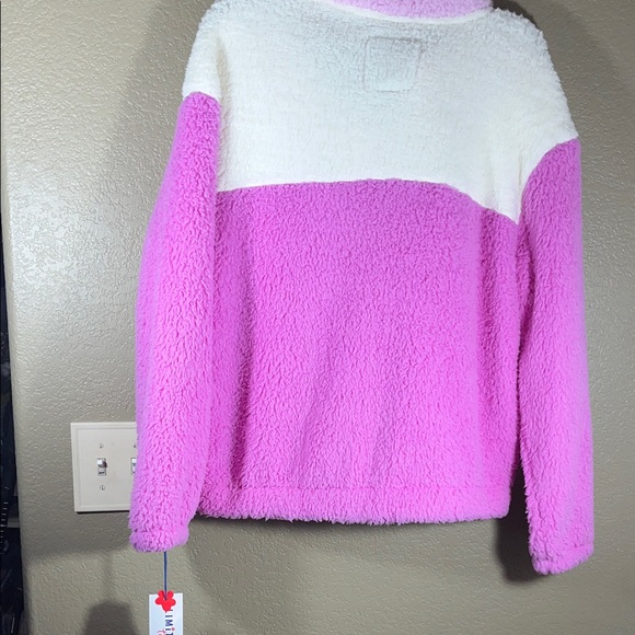 NWT Colorful Jr. Fluffy Faux Fur Sweatshirt w/ Pockets Pink White Orange Trim - Picture 4 of 9